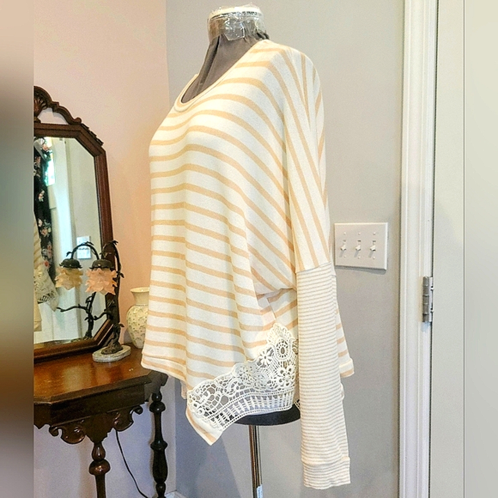 NWT XL Crocheted Hip Sweater - Picture 6 of 11